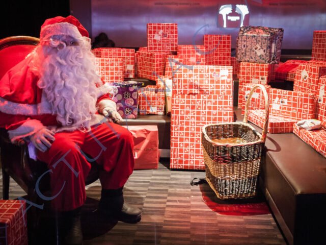 68b6e7f91f005-Animation-arbre-de-noel