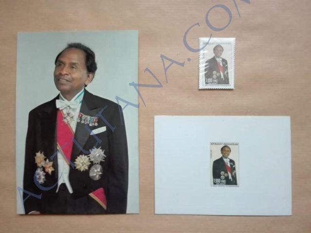 Même Albert est devenu Rakoto ... manga ?