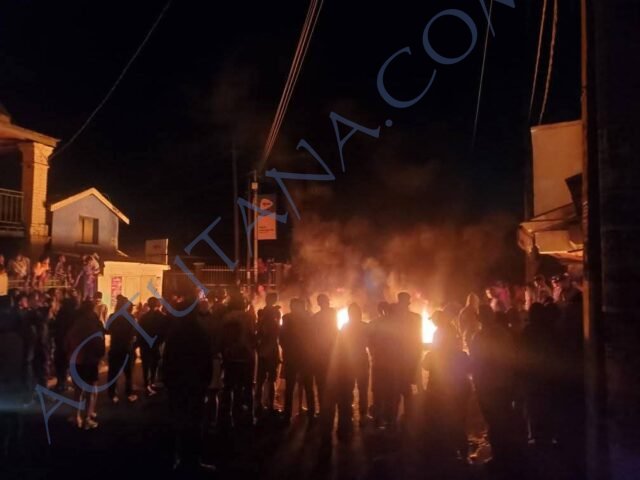 Il faut toujours attendre qu'il y ait le feu à la casbah ?