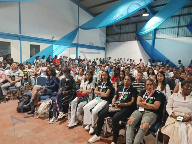 Magro Behoririka : bonjour mesdemoiselles