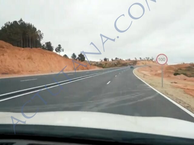 Vous la voyez mon autoroute sans vrai terre plein central ni bande d'arrêt d'urgence ?